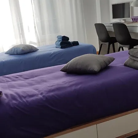 Δωμάτια σε οικογενειακή κατοικία 2 Minimal *